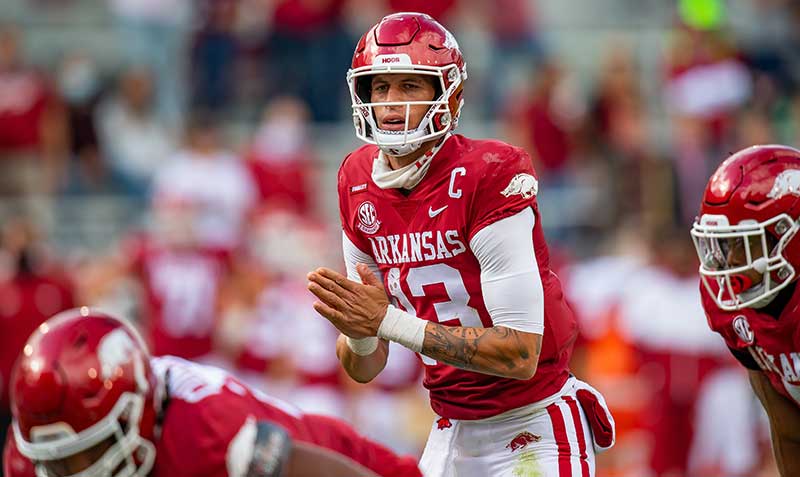HOGS run well with Franks at QB