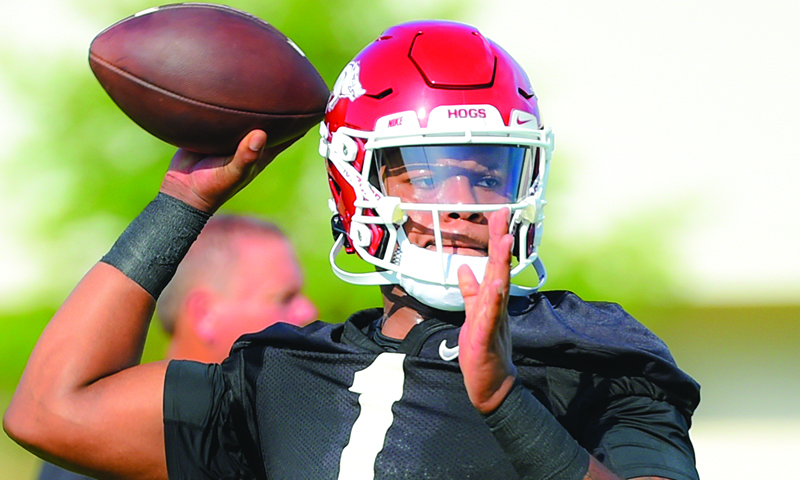 HOGS: Captains Jefferson, Catalon eager to lead