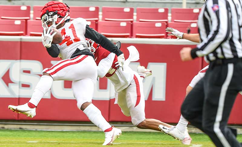 HOGS: QBs, special teams shine in spring game